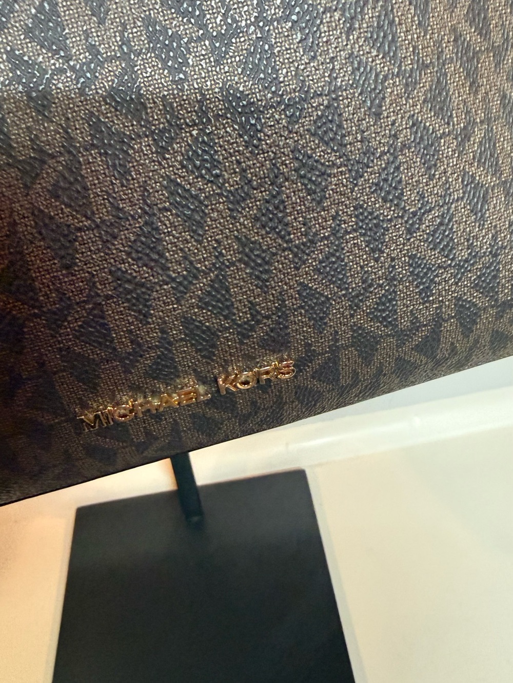 Michael Kors Brown Monogram Cecily bag - Picture 6 of 12